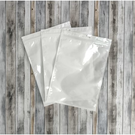 Пакет трехшовные 18*26см, 62 мкм, ПЭТ/ПЭ (бел+прозр), зип-лок, европодвес